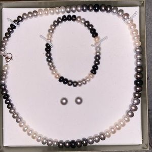 Honora Collection Pearl Jewelry Set - image 1